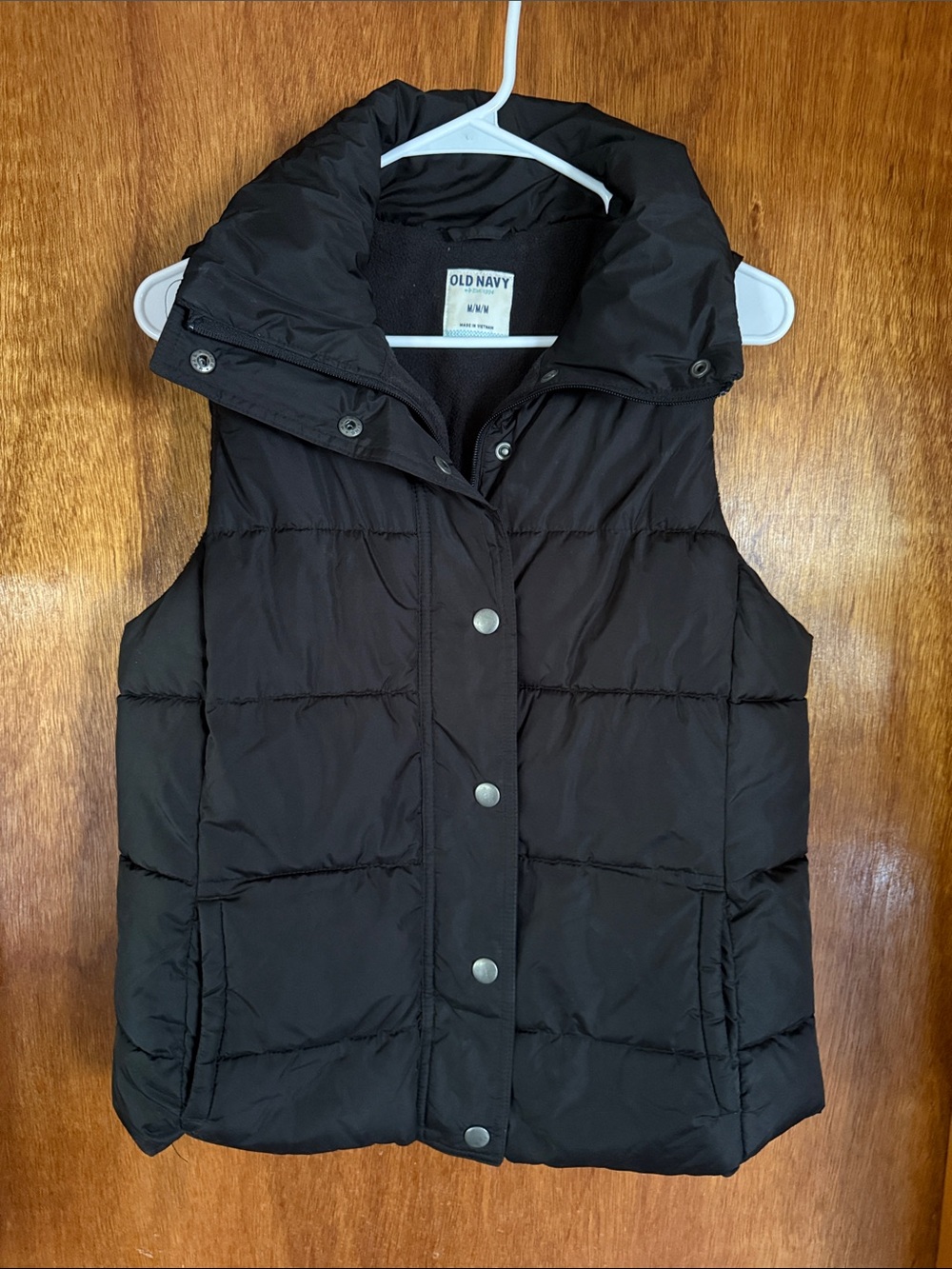 Old Navy Black Quilted Puffer Vest